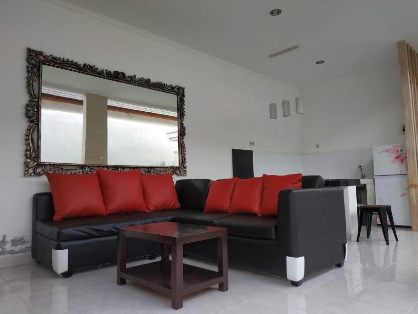 Villa Santika Banjar  Ngoại thất bức ảnh